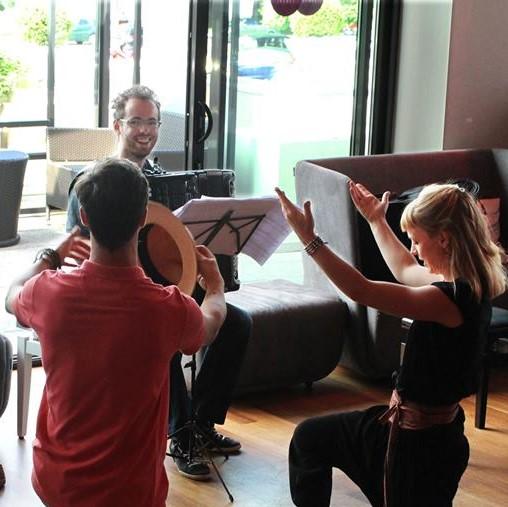 Les salons d emilie musique et danses autour du monde johannes et mariecke quintens 1